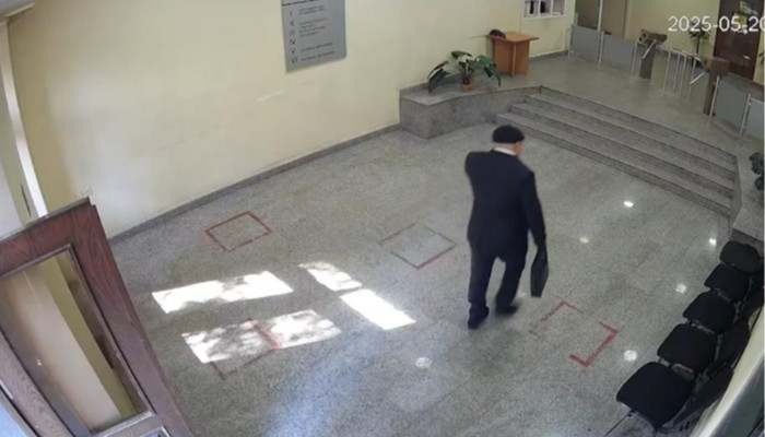 Кража 590 000 долларов