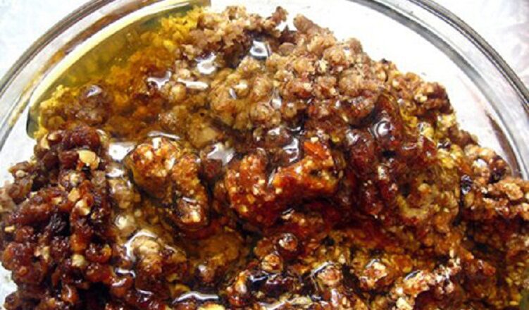 Гречка, грецкие орехи, мед