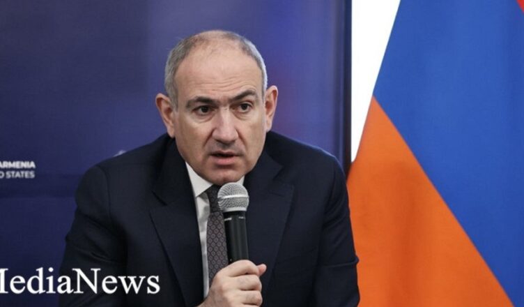 Премьер-министр отвечает на спорный пост