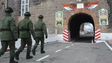 Газета «Грапарак» сообщает подробности.