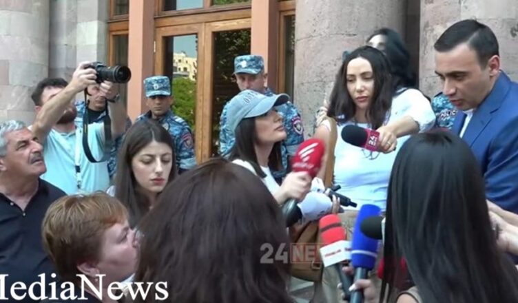 Тарон Чахоян
