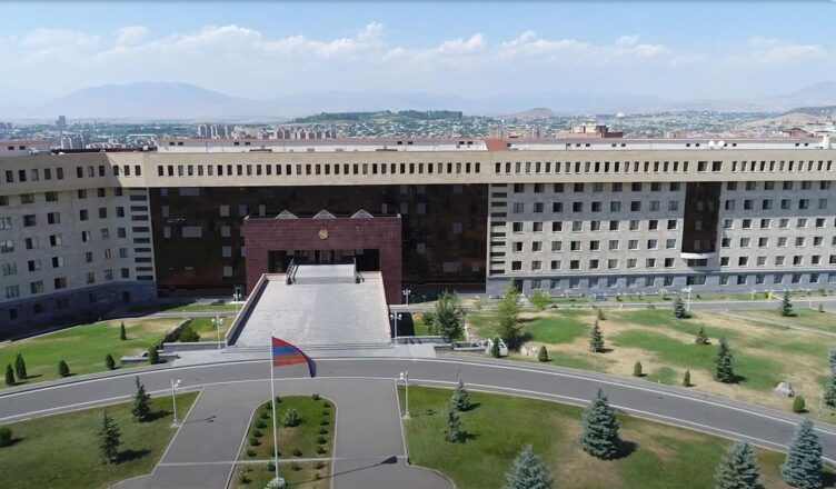 4 солдата ранены