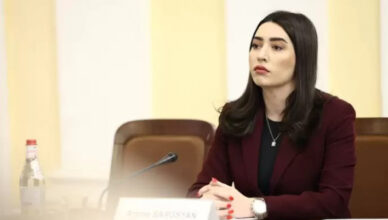 Над головами некоторых чиновников сгустились темные тучи.