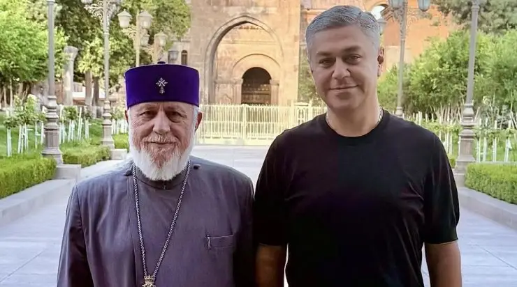 Вот что написал Артур Ванецян: