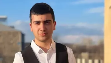 Отец Ваге воспитывал его один