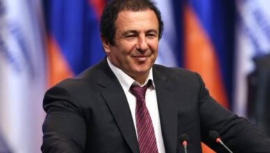 Царукян готовится