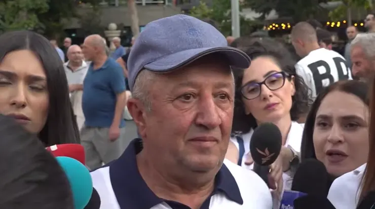 Мовсес Акопян