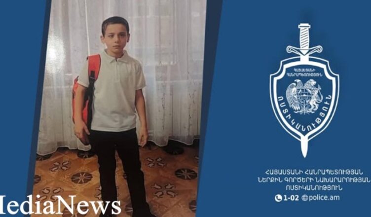 12-летний мальчик