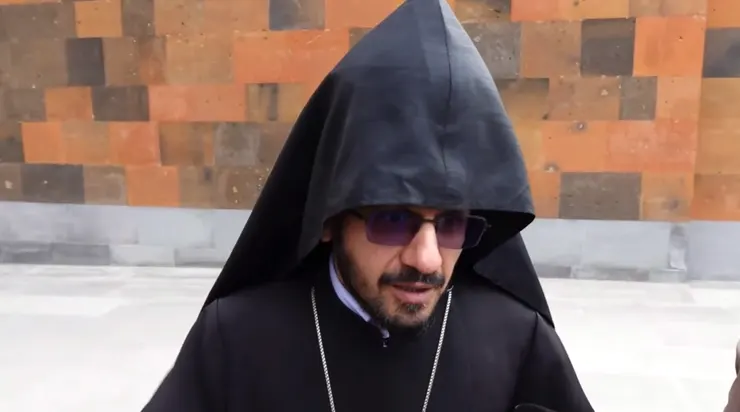 Вот что объявил священник.