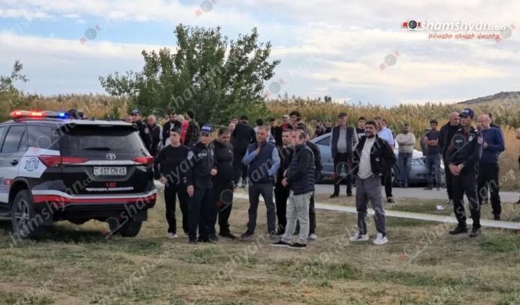 Пара находилась в конфликте на протяжении многих лет.