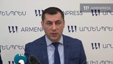 Суренян опубликовал фото.