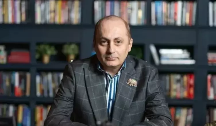 Вардан Гукасян