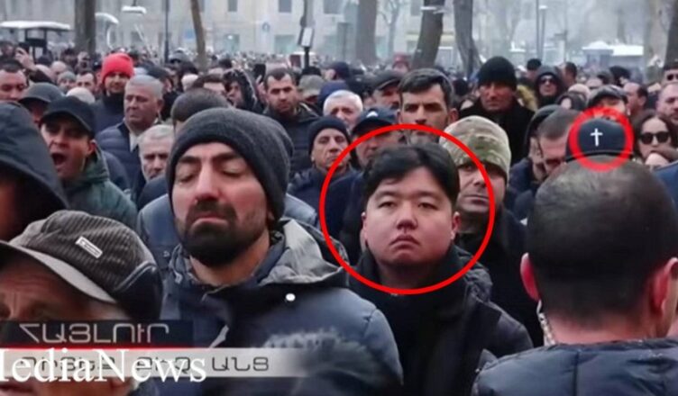 Молодой кореец