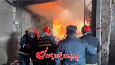 Момент пожара на фабрике