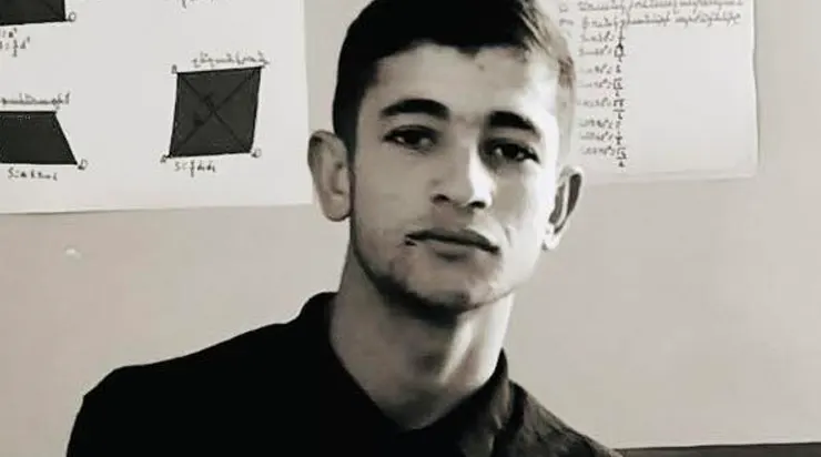 Азат Акобян