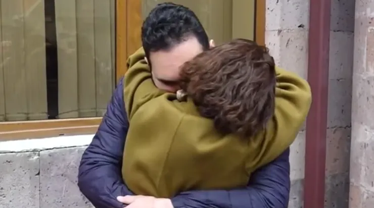 мать Давида и Микаэля Минасянов