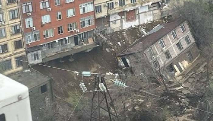 Жилой дом обрушился