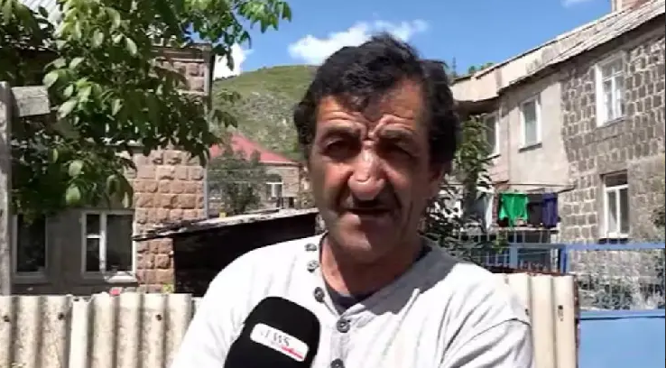 Что говорит отец девочек