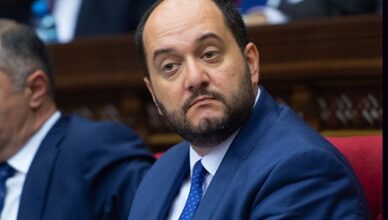Позиции Араика Арутюняна