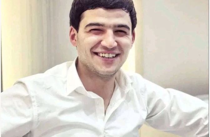 23-летний Альберт
