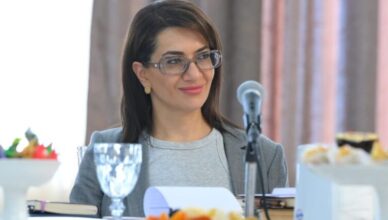 Анна Акобян