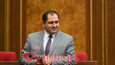 Сурен Папикян